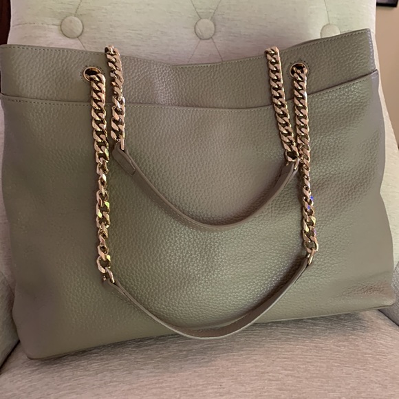 Nordstrom Handbags - Genuine Leather Shoulder Bag with Chain Strap in Grey by 14th & Union Nordstrom